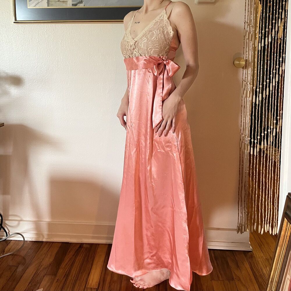 Vintage 40s Peach and Lace Cross Strap Long Silk Satin Nightgown Lingerie Size S